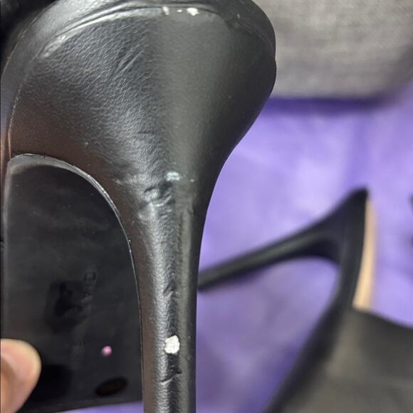 Gianni Bini Black Buckle Detail Sandals Size 10 M - Picture 12 of 12